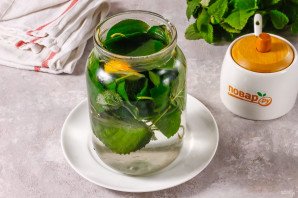 Компот из листьев вишни на зиму Компот из листьев вишни на зиму