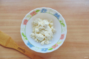 Творожный соус с чесноком и зеленью