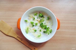 Судак с брокколи в духовке Судак с брокколи в духовке