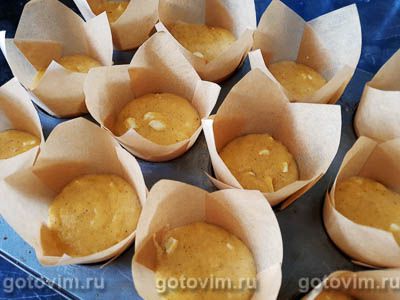 Тыквенные маффины с белым шоколадом и штрейзельной крошкой