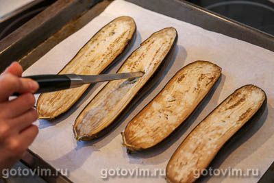 Баклажаны с яйцом и сыром в духовке