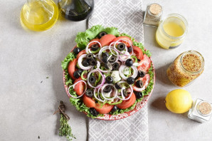 Салат с копченым окорочком