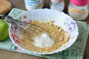 Творожная запеканка с геркулесом и яблоками