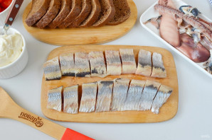 Канапе с сельдью Канапе с сельдью