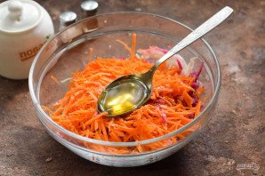 Салат из редьки с капустой