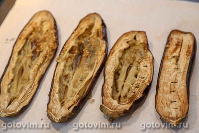 Баклажаны с яйцом и сыром в духовке