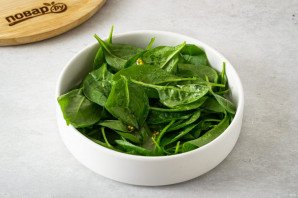 Салат с грибами шампиньонами жареными Салат с грибами шампиньонами жареными