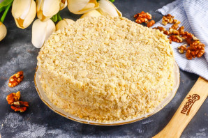 Торт "Наполеон" с грецкими орехами