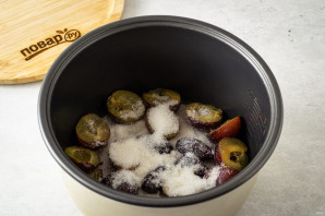 Компот из сливы в мультиварке Компот из сливы в мультиварке