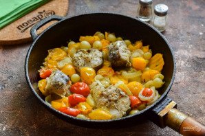 Рыба тушеная с виноградом