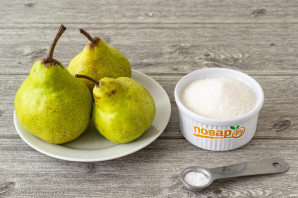 Груши вяленые в сушилке