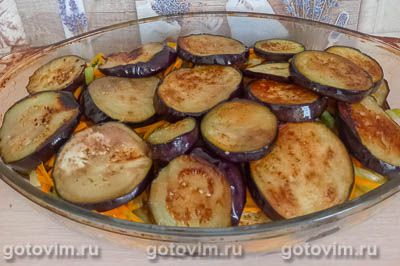 Закуска из жареных баклажанов с морковью и сладким перцем в кисло-сладком маринаде