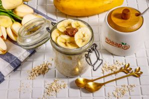 Ленивая овсянка с бананом Ленивая овсянка с бананом