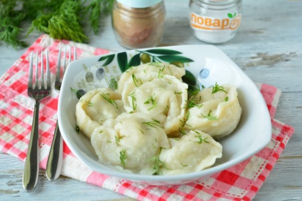 Пельмени с брокколи Пельмени с брокколи