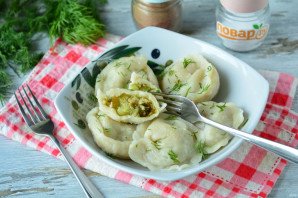 Пельмени с брокколи Пельмени с брокколи