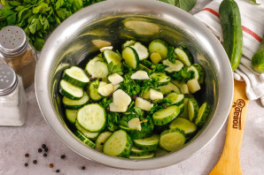 Малосольные огурцы в вакууме