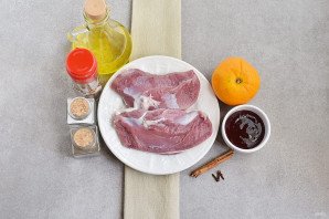 Утиные грудки под соусом Утиные грудки под соусом