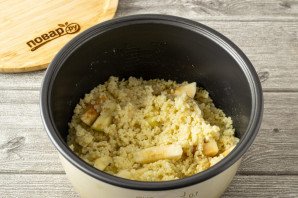 Пшенная каша с яблоком в мультиварке