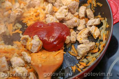 Макароны с мясом на сковороде (без варки)