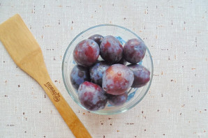 Варенье из яблок и слив в мультиварке