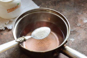 Компот из клубники и сливы на зиму