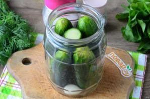Огурцы с щавелем на зиму