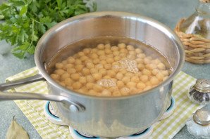 Суп с нутом и брокколи