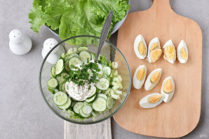 Салат со сметаной