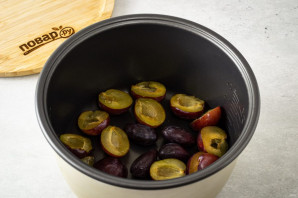 Компот из сливы в мультиварке Компот из сливы в мультиварке