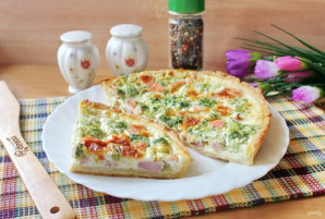 Киш с брокколи и шпинатом Киш с брокколи и шпинатом