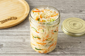 Вкусная маринованная капуста на зиму в банках