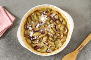 Кростата со сливами Кростата со сливами