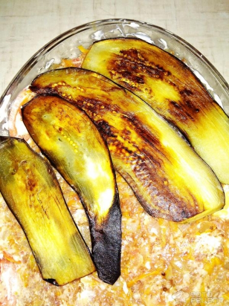 Рецепт: Баклажановая запеканка - с мясным фаршем "Обжорка летняя"