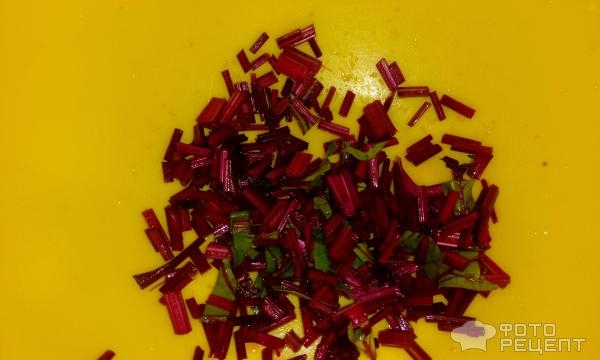 Рецепт: Борщ из молодой свеклы с вершками - Люблю этот борщ с детства