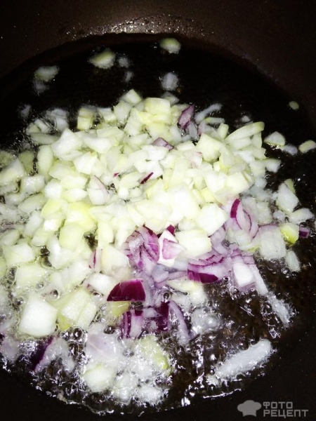 Рецепт: Перец болгарский фаршированный мясным фаршем с рисом и зеленью - Сочный и очень вкусный