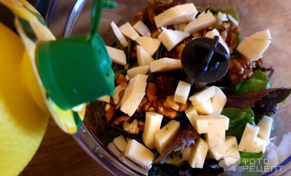 Рецепт: Соус "Песто" - домашний Песто с грецкими орехами