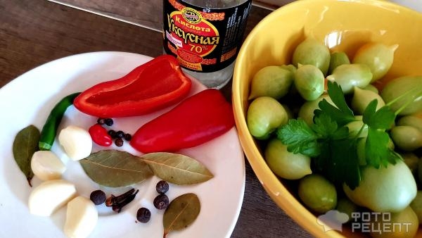 Рецепт: Зеленые помидоры маринованные - Зелёные черри на зиму без стерилицации