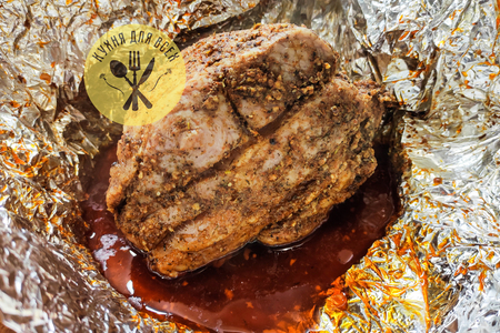 Сочная свинина в духовке, свиная шея одним куском