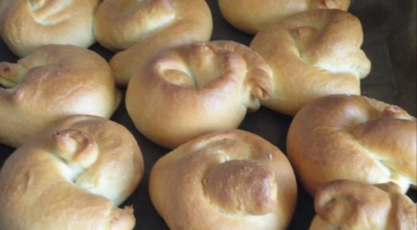 Сдобные улитки с заварным кремом, пошаговый рецепт с фото Сдобные улитки с заварным кремом, пошаговый рецепт с фото