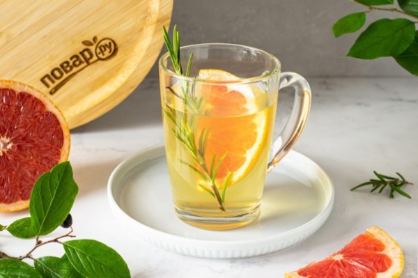 Чай с грейпфрутом и розмарином Чай с грейпфрутом и розмарином