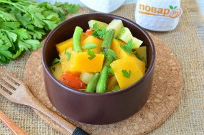 Рагу из стручковой фасоли с тыквой