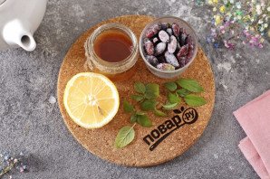 Чай с жимолостью