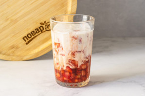 Клубничное молоко Клубничное молоко