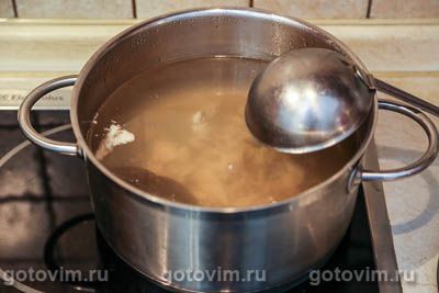 Куриный суп с мучной «подбойкой» (или жидким тестом) Куриный суп с мучной «подбойкой» (или жидким тестом)