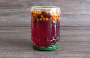 Компот из облепихи и черноплодной рябины Компот из облепихи и черноплодной рябины