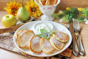 Оладьи с грушей и яблоком