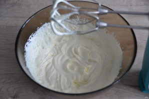 Муссовый яблочный торт