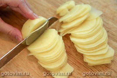 Картофельные пирамидки с пармезаном и тимьяном в духовке