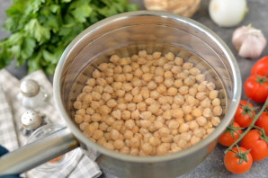 Салат с нутом и помидорами Салат с нутом и помидорами