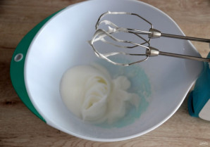 Муссовый яблочный торт